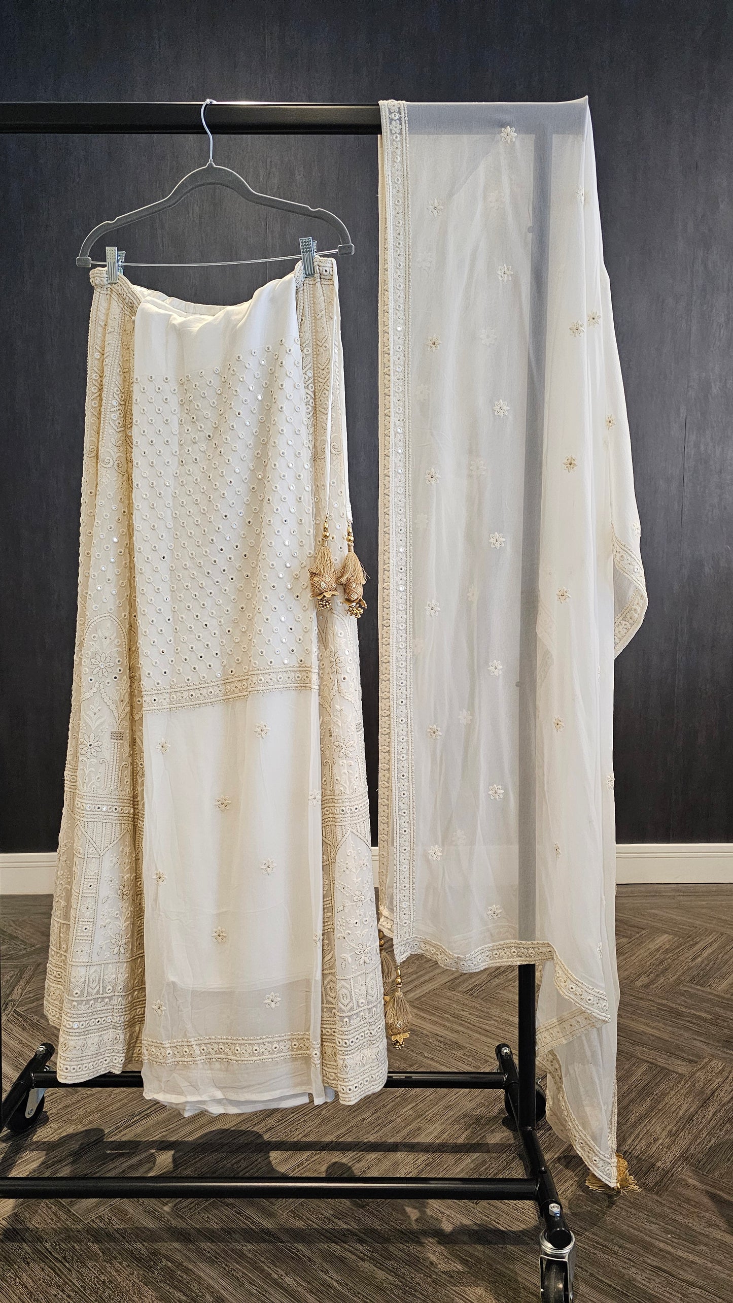 Ivory Lehnga (Mirror)