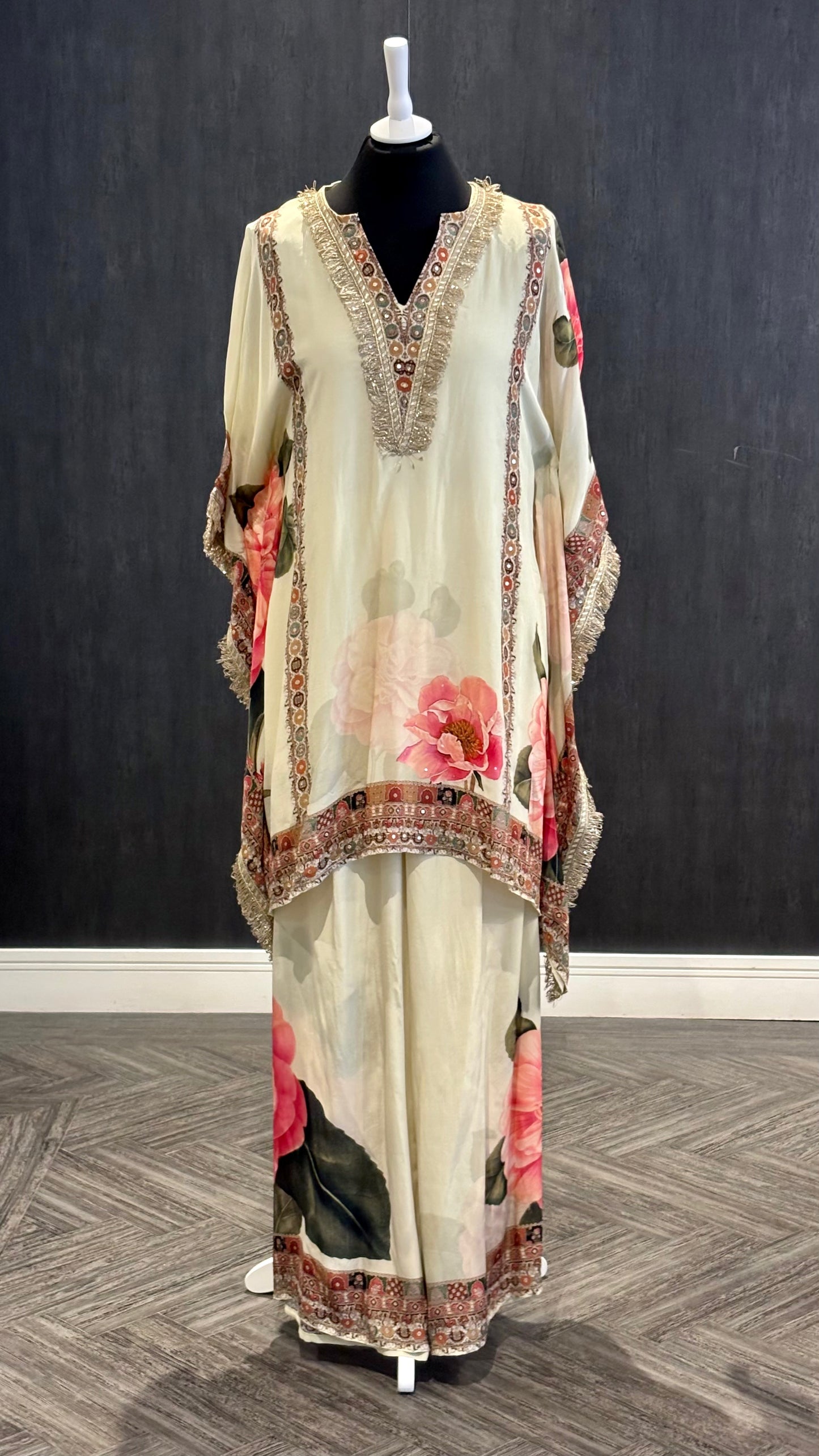 Cream Floral Kaftan Kurta - 2pc