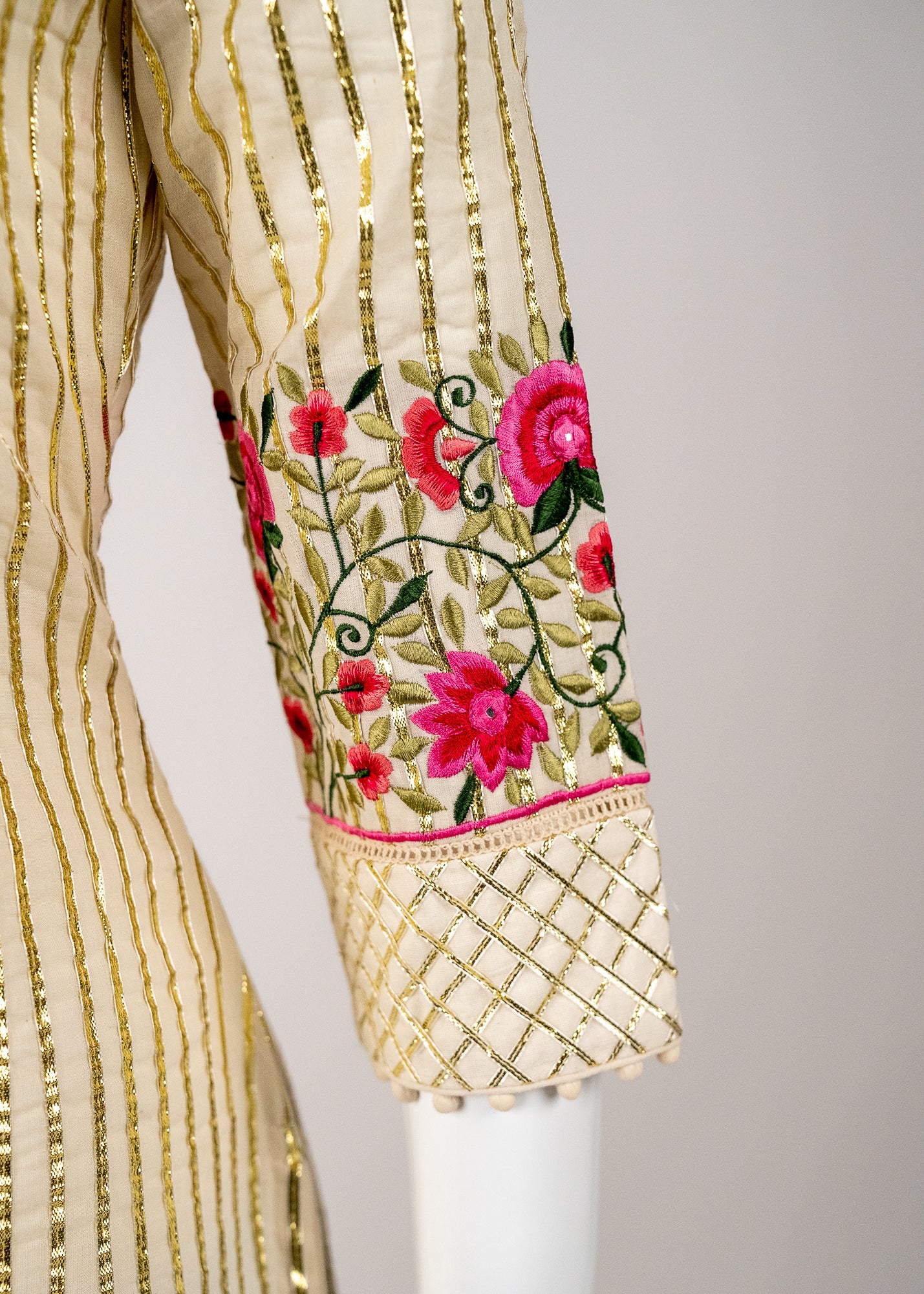 Ivory Gota Detailed Kameez - Floral