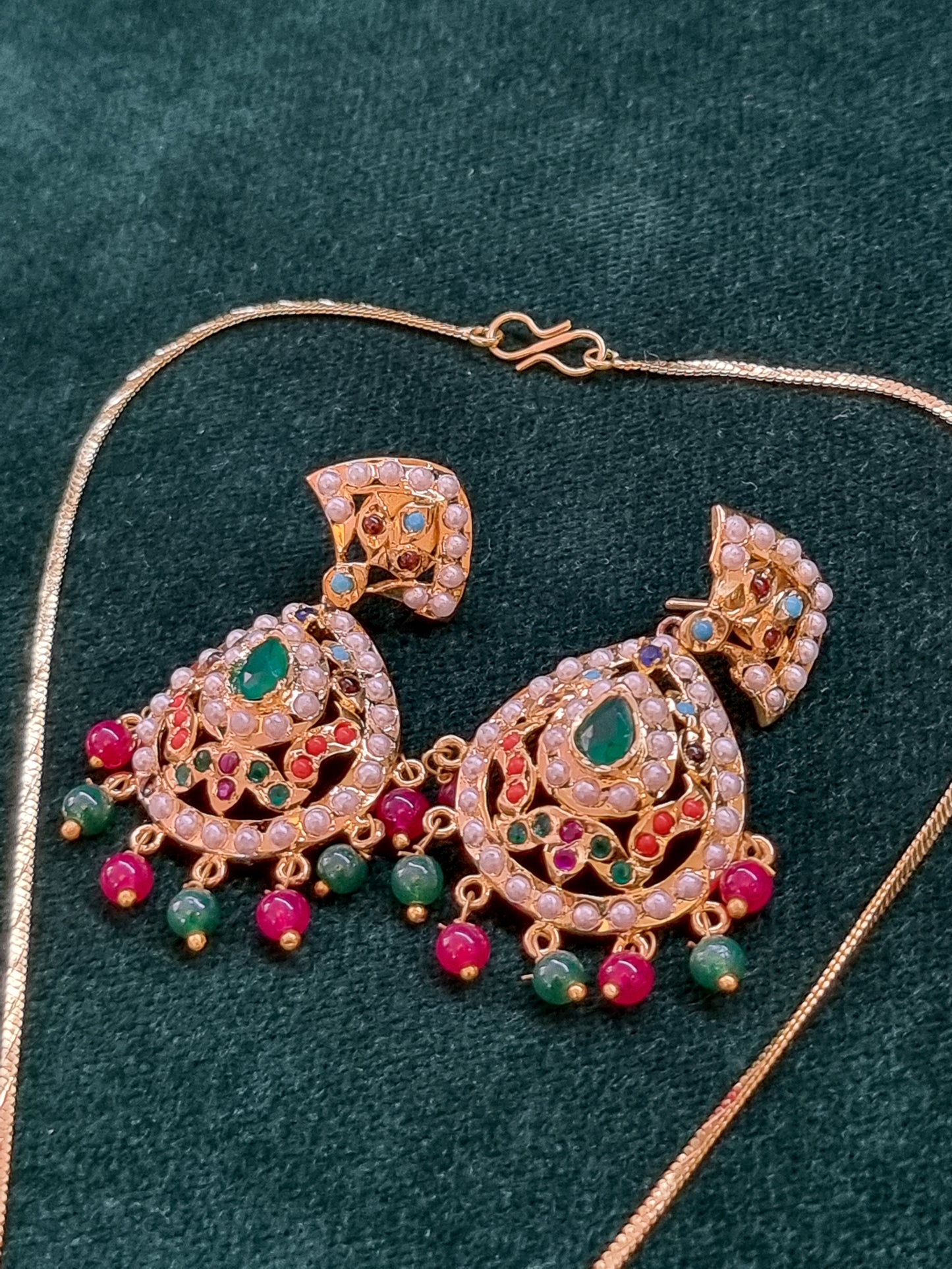Multi Colour Pendant Set