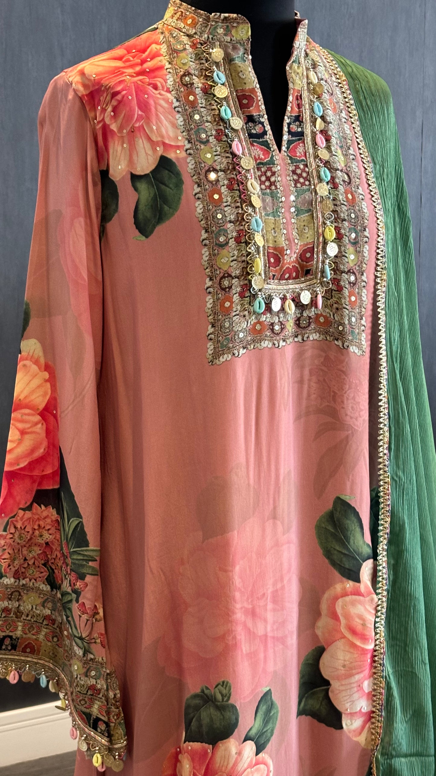 Printed Crepe Trouser Suit - 3pc