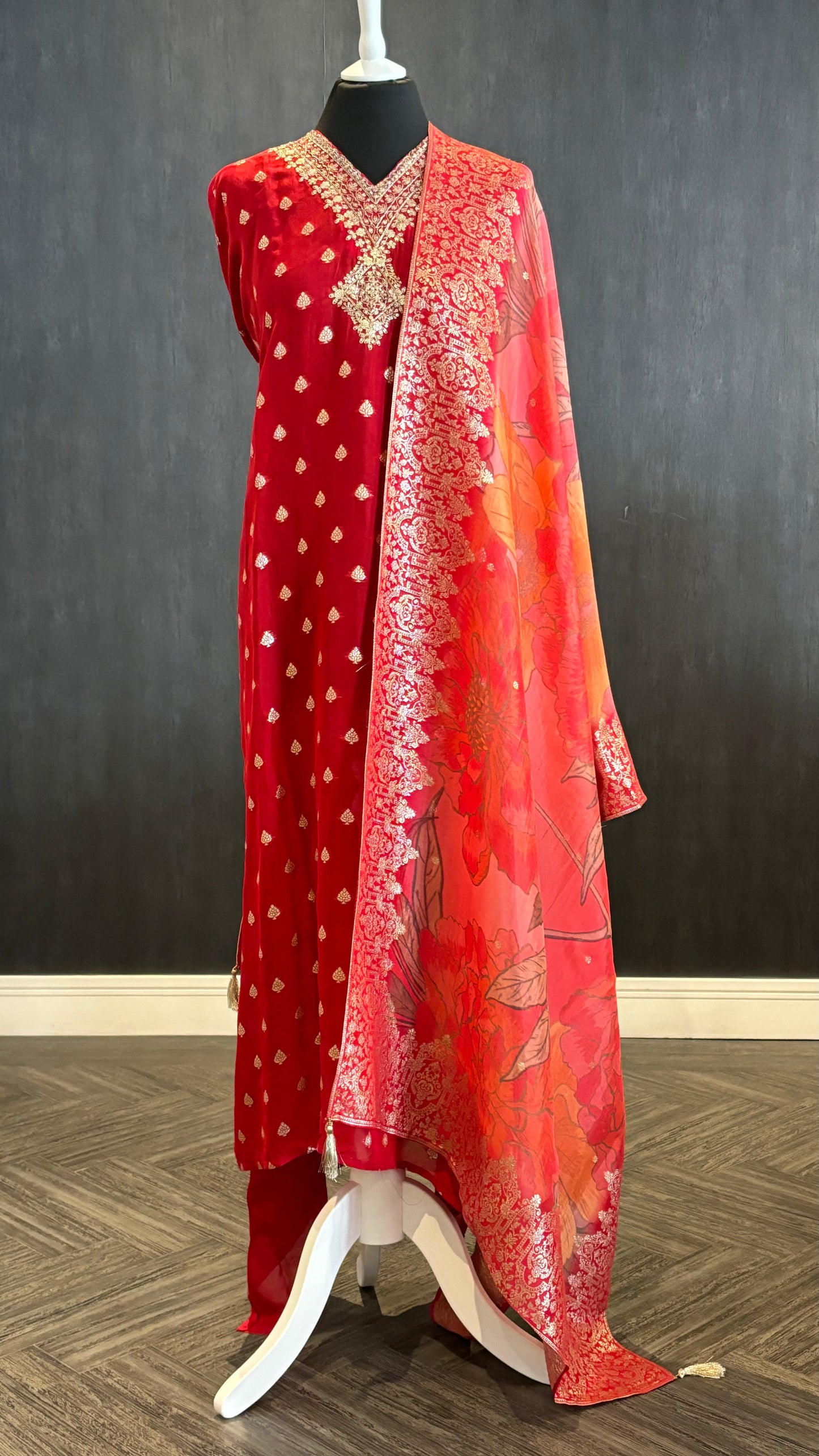 Red Banarsi digital Print - 3pc