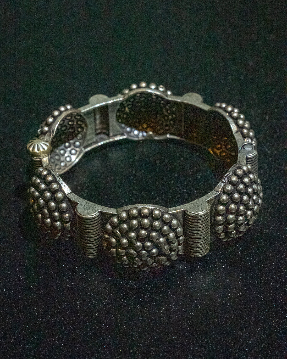 Statement Kangan